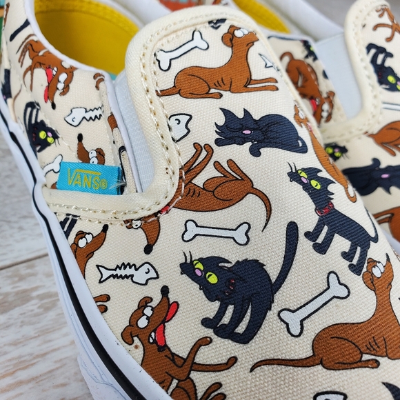Vans X Simpsons Slip-On Family Pets - Picture 7 of 9